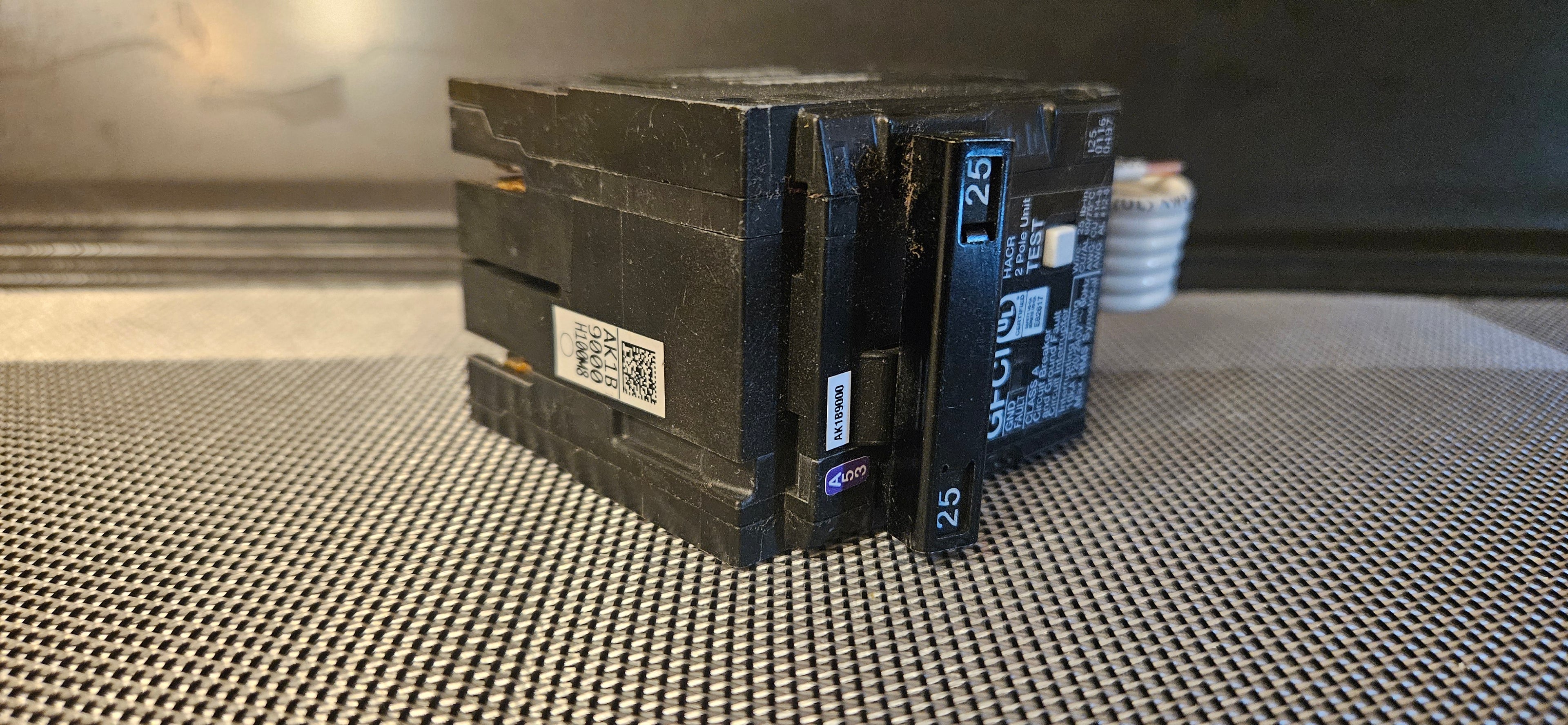 Siemens 2 pole 25amp GFCI breaker Q225GF